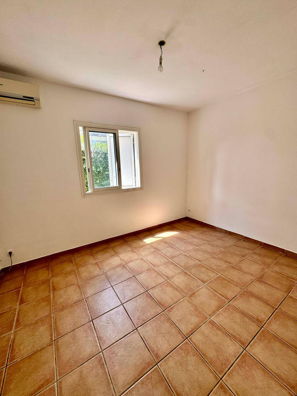 Villa - 95 m² - 5 pièces