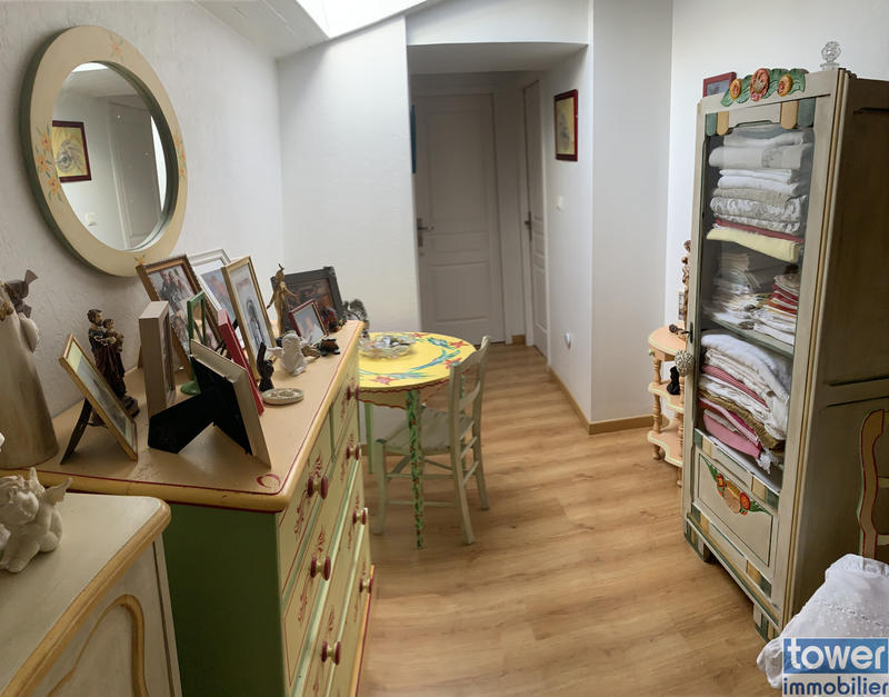 Maison - 180 m² - 6 pièces