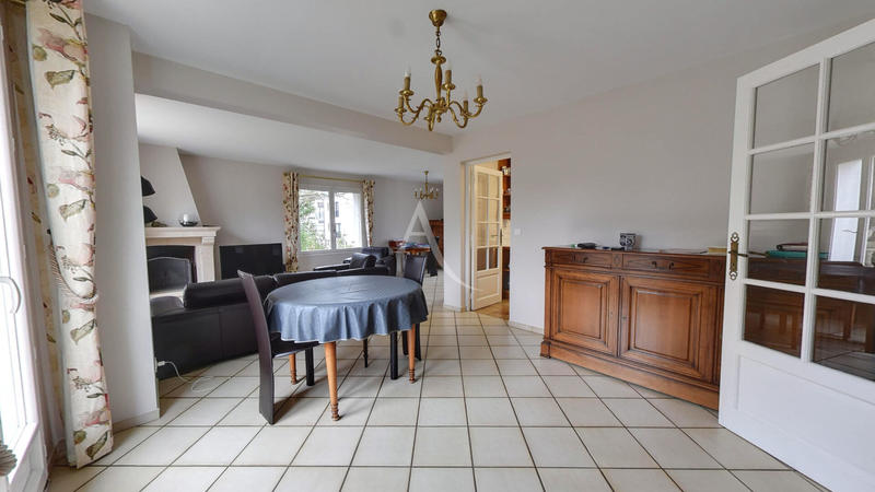 Maison - 156 m² - 6 pièces