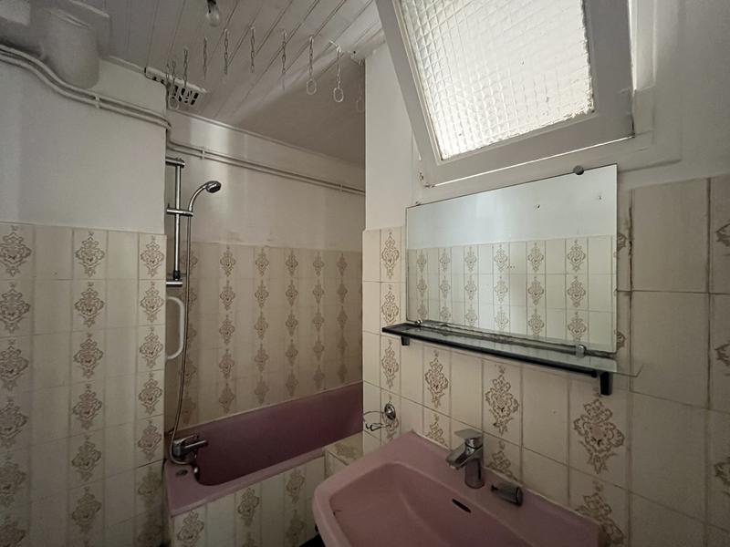 Maison - 93 m² - 5 pièces