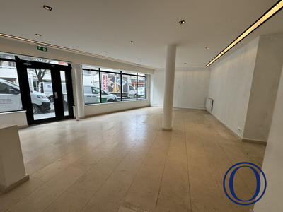 Local commercial - 87 m²