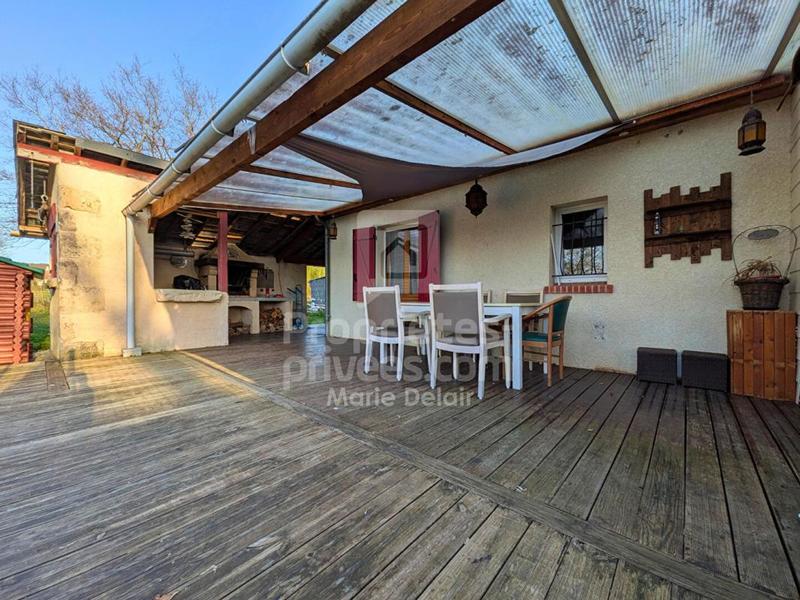 Maison - 121 m² - 6 pièces