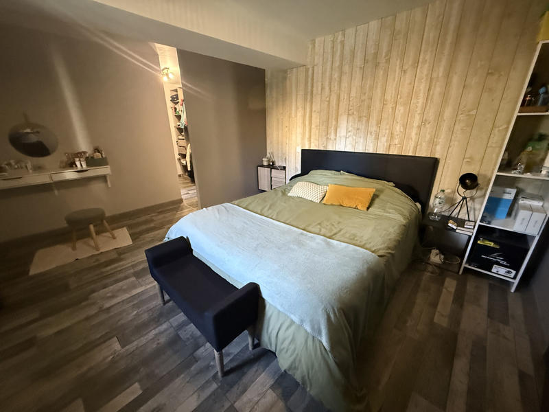 Maison - 211 m² - 7 pièces