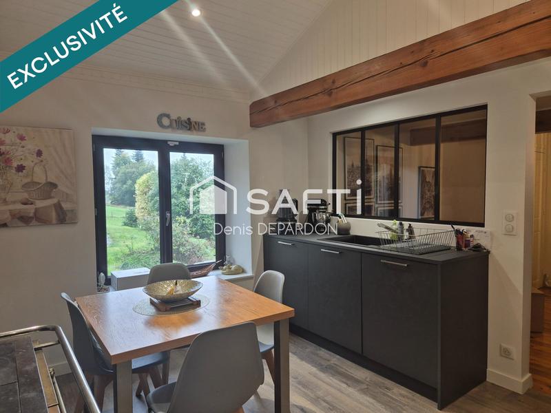 Maison - 250 m² - 4 pièces