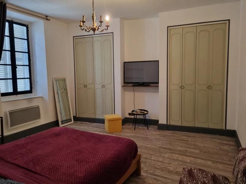 Maison de village - 146 m² - 8 pièces