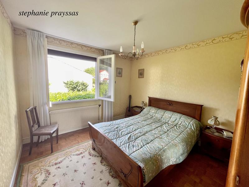 Maison - 147 m² - 6 pièces