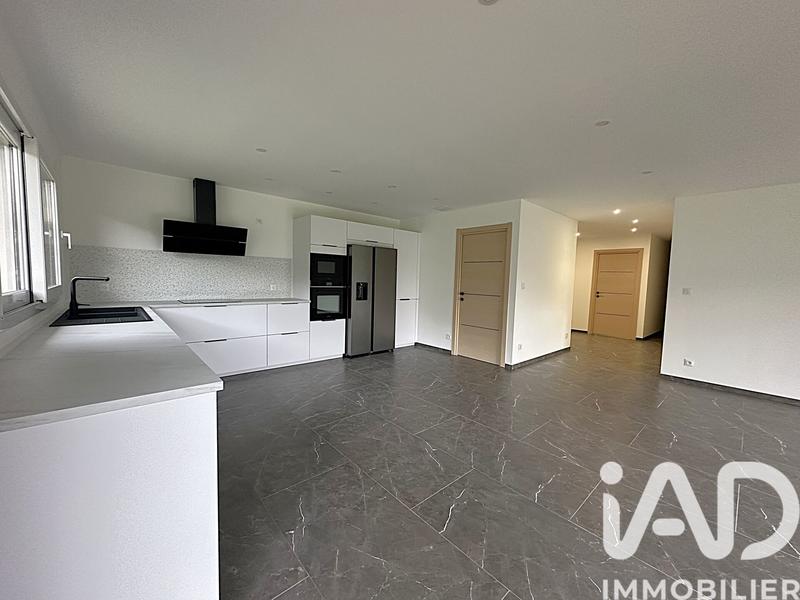 Maison - 123 m² - 5 pièces