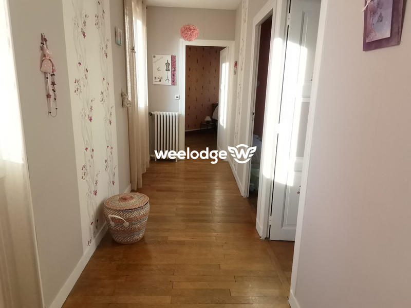 Maison - 170 m² - 6 pièces