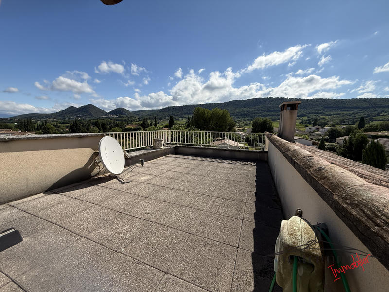 Maison - 336 m² - 12 pièces