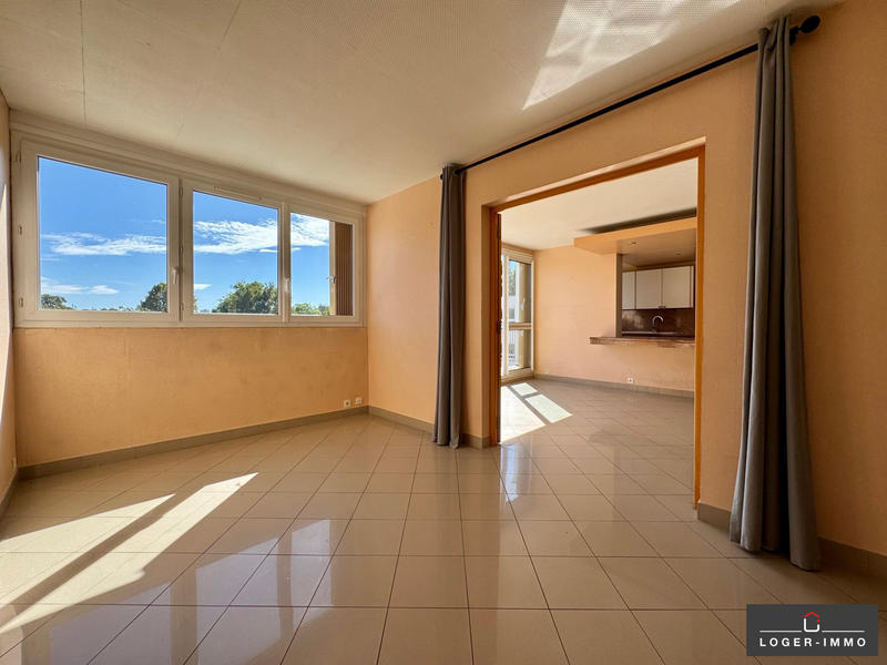 Appartement - 79 m² - 4 pièces