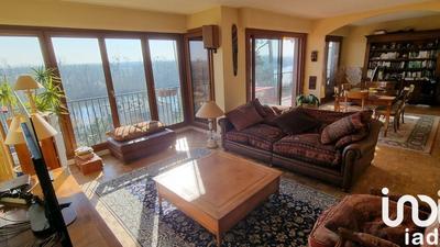 Appartement - 98 m² - 5 pièces