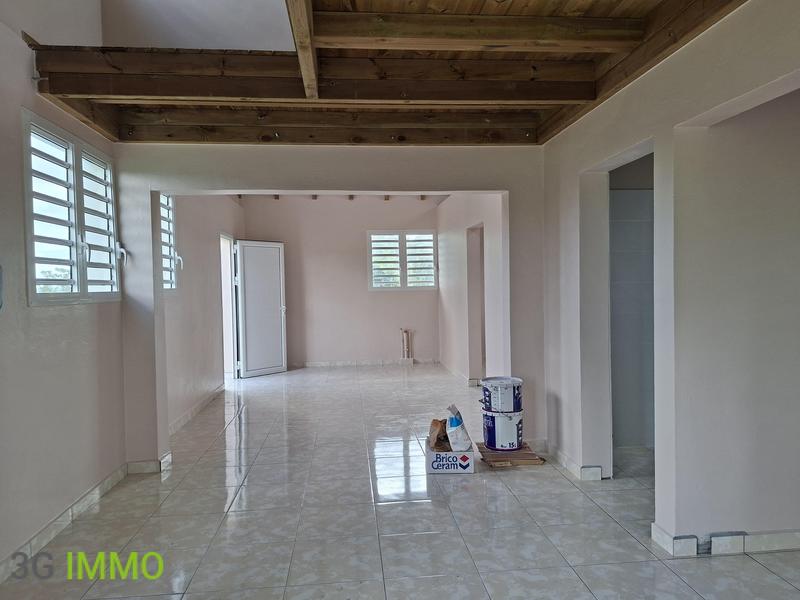 Maison - 73 m² - 5 pièces