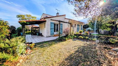Villa - 90 m² - 4 pièces