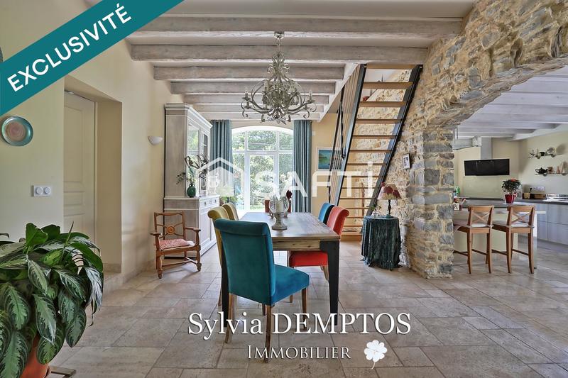 Villa - 200 m² - 6 pièces