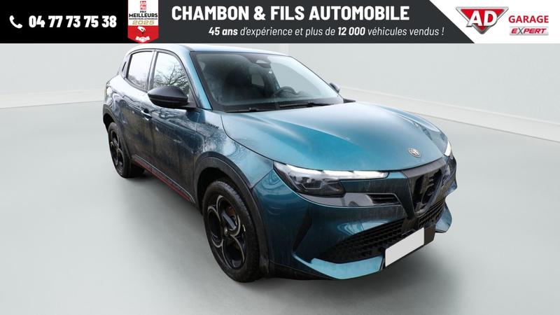 Alfa Romeo Junior 1.2 Ibrida 145 ch eDCT6 Speciale