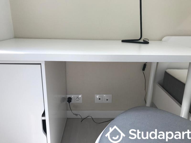 Chambre - 14 m² - 1 pièce