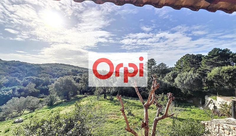 Maison - 280 m² - 5 pièces