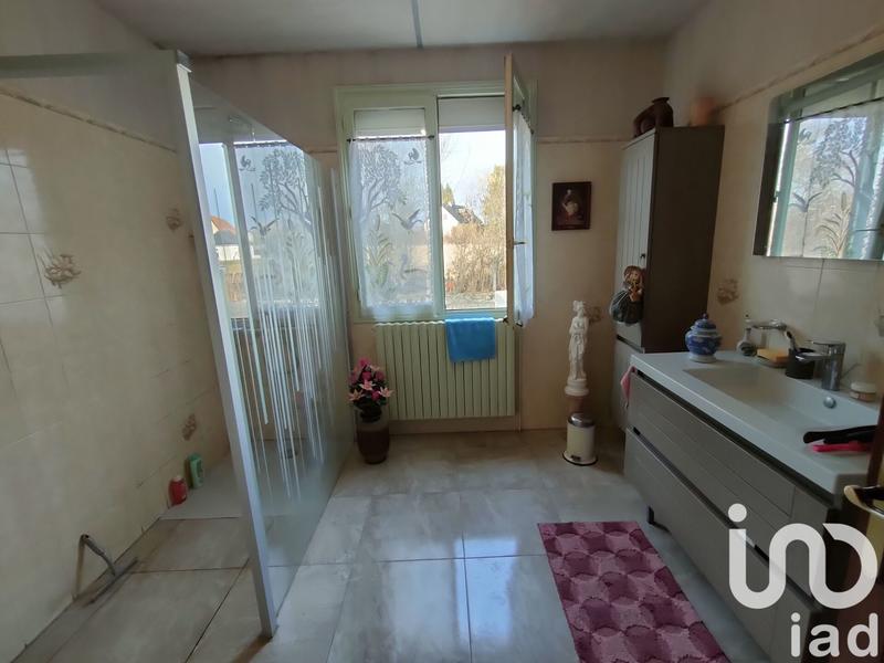 Maison - 204 m² - 7 pièces