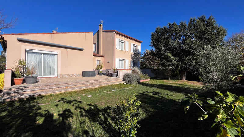 Maison - 168 m² - 7 pièces