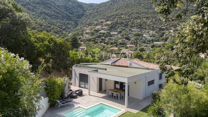 Villa - 180 m² - 7 pièces