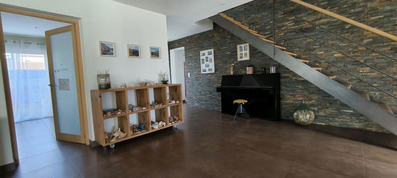 Maison - 200 m² - 6 pièces