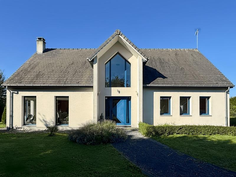 Maison - 188 m² - 7 pièces