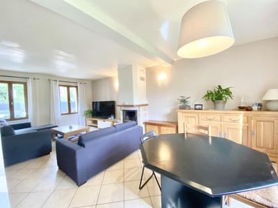 Maison - 167 m² - 6 pièces