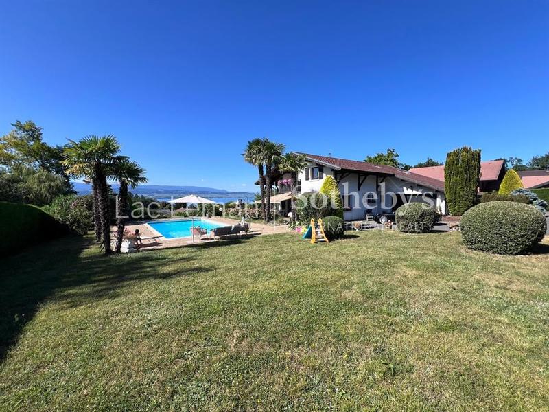 Maison - 174 m² - 6 pièces