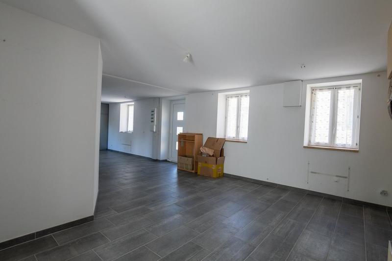 Maison - 101 m² - 1 pièce
