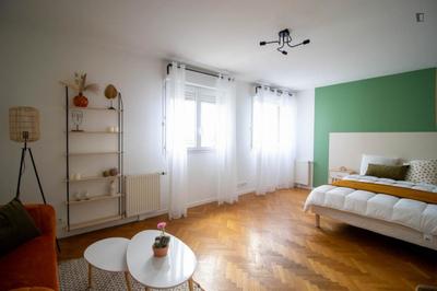 Chambre - 23 m² - 4 pièces