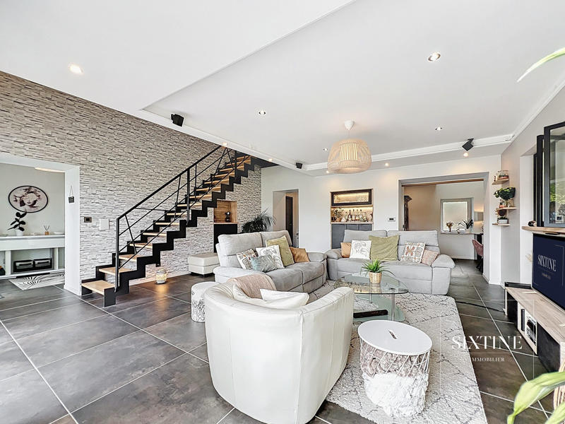 Ferme - 302 m² - 8 pièces