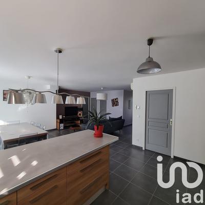 Maison de village - 90 m² - 4 pièces