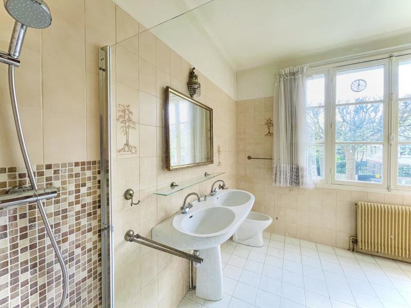 Maison ancienne - 175 m² - 5 pièces