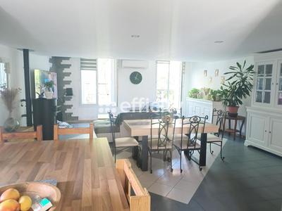 Maison - 154 m² - 6 pièces