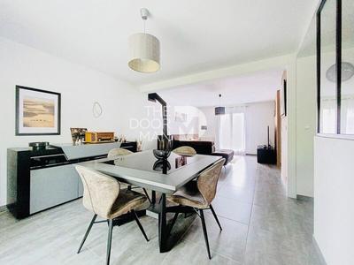 Maison - 136 m² - 5 pièces