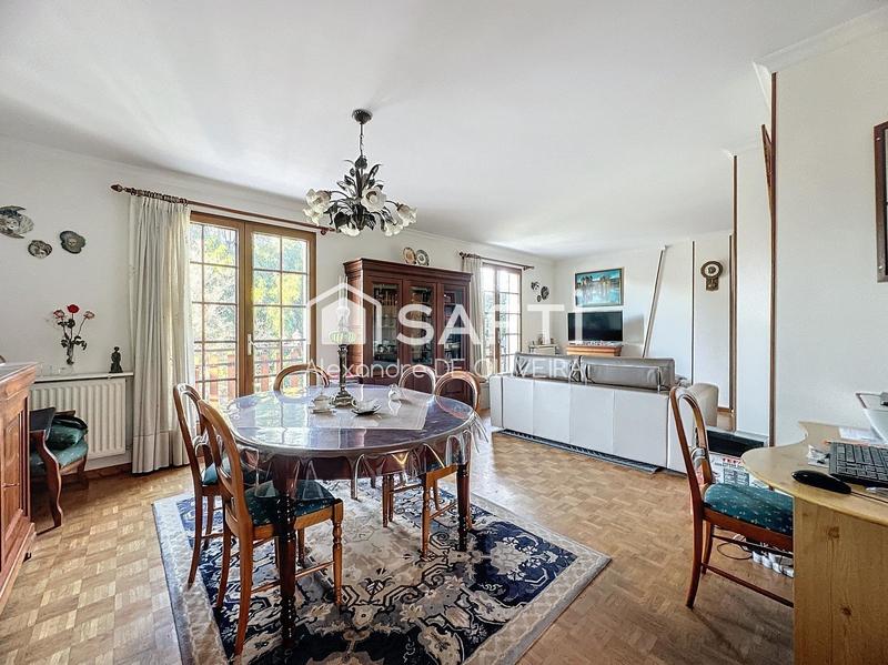 Maison - 101 m² - 5 pièces