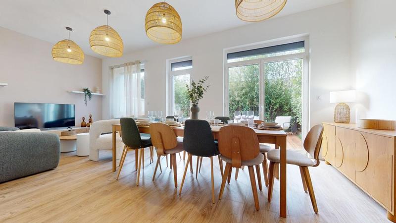 Maison - 162 m² - 10 pièces