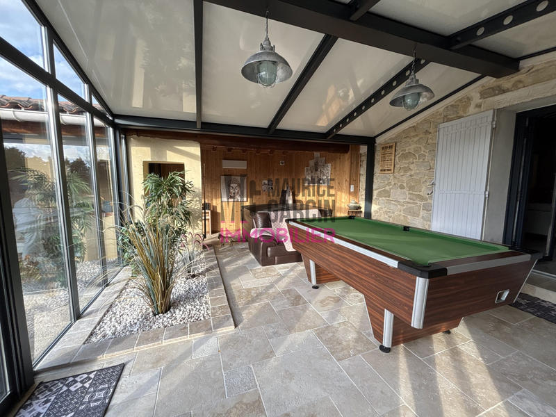 Maison traditionnelle - 260 m² - 7 pièces