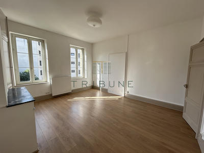 Appartement - 76 m² - 3 pièces