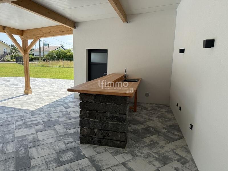 Maison - 183 m² - 6 pièces