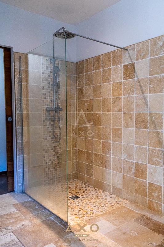 Maison - 278 m² - 8 pièces