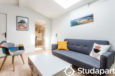 Chambre - 12 m² - 1 pièce