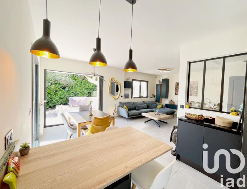 Maison - 130 m² - 5 pièces