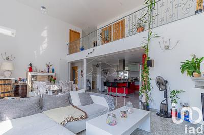 Maison - 178 m² - 7 pièces