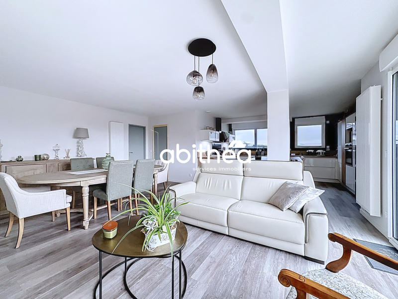 Maison - 109 m² - 4 pièces