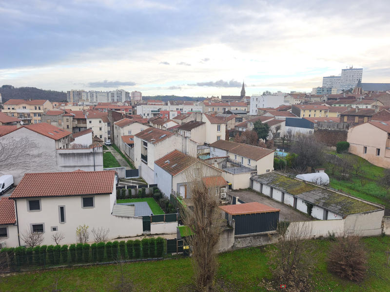 Appartement - 65 m² - 4 pièces