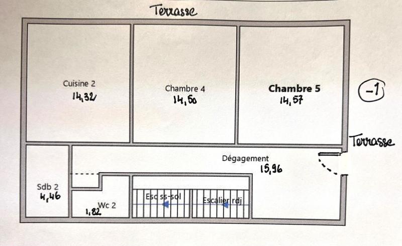 Maison - 183 m² - 7 pièces