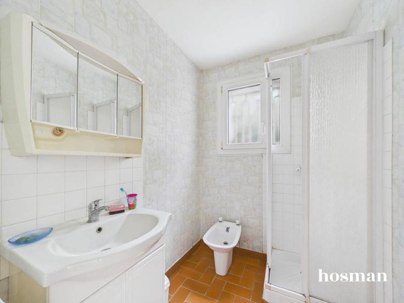 Maison - 139 m² - 8 pièces