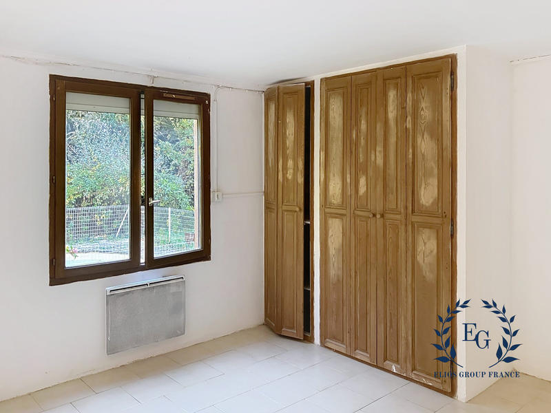 Maison traditionnelle - 179 m² - 6 pièces