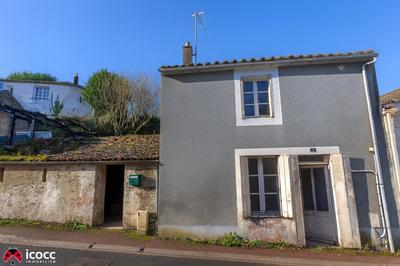 Maison en pierre - 63 m² - 4 pièces